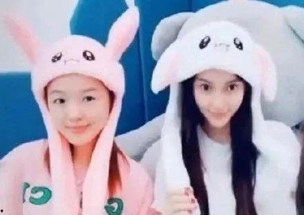 梦见给网红照顾小孩