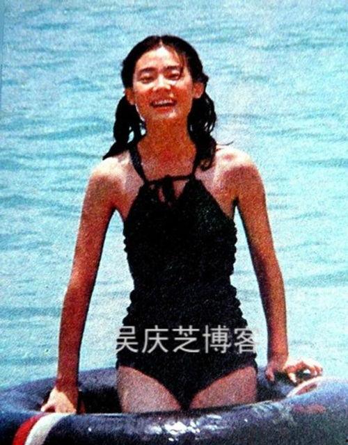 明星(泳照),镜头下的优雅与力量