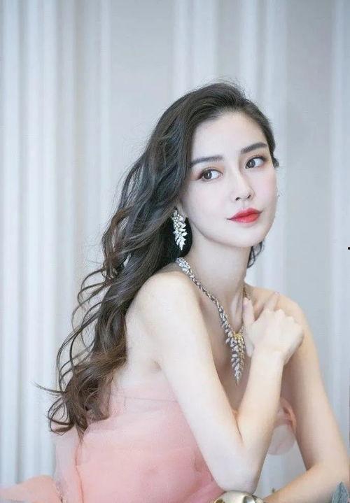 内地超一线女明星,揭秘内地超一线女明星的辉煌之路